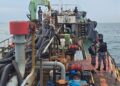 KRI PULANG RANGSANG-727 AMAN KAPAL DIDUGA TERKAIT JARINGAN NARKOBA DI PERAIRAN BINTAN