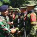 DANSATHANTAI KODAERAL X HADIRI UPACARA PENERIMAAN SATGAS PAMTAS RI-PNG YONIF 726/TAMALATEA