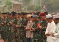 Atasi Krisis Air dan Musim Kemarau, Pos Kotis Satgas Yonarmed 13 Kostrad Gelar Sholat Istisqa Bersama Warga Badau