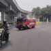 Peduli Kesehatan Masyarakat,Kodim 0502/JU Lakukan Penyemprotan Dampak Abu Vulkanik Erupsi Gunung Anak Krakatau