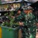 TNI Bersih-Bersih Pasar di Madiun, Pedagang Sumringah
