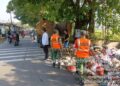Komsos Sampah, Koramil Kresek Angkut Sampah Bersama Warga
