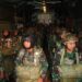 Yonif 431 Kostrad Gelar Latihan Terjun Penyegaran Statik dan Bakti Sosial di Sidrap
