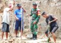 Hari ke-7 Pembangunan Jembatan Garuda di Kuta Jungak, Babinsa dan Warga Perkuat Akses Petani