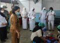 Kawal Kualitas Gizi Siswa, Babinsa Koramil 08/RP Dampingi Pengecekan Dapur MBG Bersama Dinkes