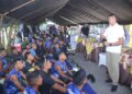 DERU KAYUHAN DAN SEMANGAT KEBERSAMAAN, KAS KORMAR BERIKAN MOTIVASI PESERTA LOMBA DRAGON BOAT PIALA PANGLIMA TNI