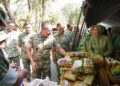 Semarak HUT ke-81 TNI, Kodam IX/Udayana Hadirkan Bazar Pasar Murah untuk Ringankan Beban Masyarakat