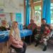Babinsa Koramil 06/Selakau Dampingi Nakes Laksanakan Posyandu, Wujudkan Kepedulian Terhadap Kesehatan Masyarakat