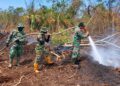 Kodam XIX/Tuanku Tambusai Perkuat Upaya Pendinginan Lahan Karhutla Seluas Hampir 490 Hektare di Inhu
