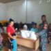 Hadir untuk Warga, Babinsa Koramil 05/BD Dampingi Pembagian Beras Bulog di Bandar Selamat