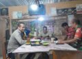 Sinergi TNI-Polri, Babinsa dan Bhabinkamtibmas Edukasi Warga tentang Bahaya Narkoba