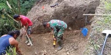 Jembatan Beton Garuda Mulai Dibangun di Parbuluan, Babinsa Bersama Warga Kejar Akses Pertanian