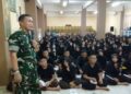 Danramil 02/Banjarsari Memberikan Materi Wawasan Kebangsaan di SMK Mandala Bhakti Surakarta