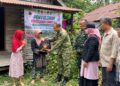 TNI Gencarkan Penyuluhan Door to Door Cegah Karhutla di Kabupaten Sambas