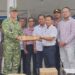 Satgas Karhutla TNI Kawal Penyaluran Bantuan Korporasi untuk Desa Terdampak di Melawi