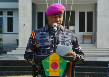 Danpuslatpurmar 5 Baluran Pimpin Upacara HUT ke-81 TNI AL