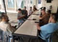 MELALUI KOMSOS, BABINSA CIPTAKAN HUBUNGAN DENGAN ERAT BERSAMA APARATUR KEWILAYAHAN AGAR BERSINERGITAS