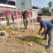 Babinsa Koramil 14/ PB Bersama  Perangkat Desa Hati Kesuma dan Warga Gotong Royong di Lokasi KDKMP