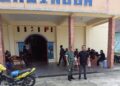 TNI Hadir di Tengah Umat, Babinsa Jaga Keamanan Ibadah Minggu di Tigalingga