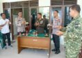 TNI-Polri Kompak, Kapolsek Kota dan Parbuluan Beri Kejutan HUT ke-81 TNI