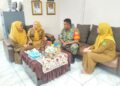 Tingkatkan Kerjasama dan Kordinasi, Babinsa Koramil 0201-03/MD Komsos Bersama Aparatur Kelurahan