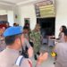 HUT KE -81 TNI,KAPOLSEK MEDAN TUNTUNGAN BERIKAN KUE ULANG TAHUN KEPADA DANRAMIL,KOKOHKAN SINERGITAS