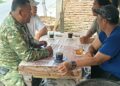 Merawat Silaturahmi dan Tingkatkan Kerjasama, Babinsa Serma Mhd Damse Siregar Komsos bersama Warga Binaan