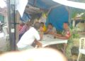 Warung Kopi Sarana Wujudkan Kekeluargaan Antara Babinsa Koramil 0201-04/MK dan Warga