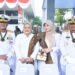 PANGKORMAR DIDAMPINGI KETUA GABUNGAN JALASENASTRI KORMAR HADIRI PUNCAK HUT KE-81 TNI