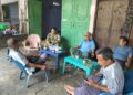 Mempererat Hubungan Silaturahmi, Babinsa Koramil 0201-13/PST Komsos dengan Masyarakat