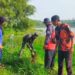 Telaga Mojorejo Makin Asri, Babinsa Bersama Komunitas Dan Pelajar Gelar Aksi Penghijauan