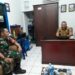 Menjalin Kolaborasi ,Babinsa Koramil 0201 – 13/PST Sertu RD Ritonga Bincang Santai dengan Kades