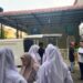 Babinsa Dampingi Penyaluran MBG, 2.443 Penerima Manfaat di Wilayah Pandau Hilir
