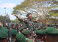 Penuh Haru, Satgas Pamtas Yonarhanud 2 Kostrad Dilepas Purna Tugas oleh Bupati TTU