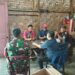 Serda Samuri Babinsa Desa Batu Mbelin Ciptakan Keakraban dengan Warga Binaan Melalui Komsos