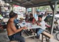 Turun Langsung ke Tengah Warga, Serka Mursidi Perkuat Sinergi dan Ajak Masyarakat Jaga Kamtibmas