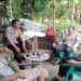Sinergitas TNI-Polri, Sertu Warno Bersama Bhabinkamtibmas Komsos dengan Tokoh Masyarakat