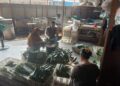 PEDULI EKONOMI RAKYAT,BABINSA KORAMIL 0201-07/MT KUNJUNGI USAHA TEMPE DAN LONTONG DI WILAYAH BINAAN
