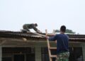 Satgas TMMD ke-130 Bantu Bedah Rumah Dorima, Wujud Kepedulian TNI di Aek Batu