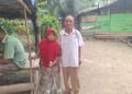 Mata Tukirin berkaca-kaca, Saat Satgas TMMD ke 130 Kodim 0209/LB Bantu Kepengurusan KK/KTP di Disdukcapil Labusel