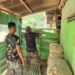 Pasutri di Dusun Wonosari Gembira, Sambut Hangat Satgas TMMD 130 Kodim 0209/Labuhanbatu Mulai Rekap Rumahnya