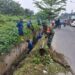BABINSA KORAMIL 0201-05/MB BERSAMA UNSUR PEMERINTAH DAN WARGA LAKSANAKAN GOTONG ROYONG MASSAL DI MEDAN BARU