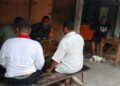 Hari Libur Babinsa Koramil 0201- 04/MK Tetap Bertugas,Lewat Komsos Ciptakan Keakraban dengan Warga Binaan