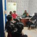 Bersinergi,Babinsa Koramil 0201-12/HP Peltu Dedi Cahyadi Bersama Kades dan Bhabinkamtibmas Mediasi Permasalahan Warga