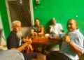 Lewat Komsos,Babinsa Koramil 0201-04/MK bersama Warga Jalin Silaturahmi di Wilayah Binaan