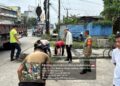 CEGAH BANJIR ,BABINSA KELURAHAN MARTUBUNG KAWAL PENGOREKAN PARIT BERSAMA TIGA PILAR