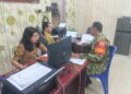 Pererat Tali Silaturahmi, Babinsa Kelurahan Helvetia Tengah Komsos Bersama Perangkat Kelurahan