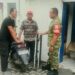 Babinsa Koramil 0201-04/MK Sertu Warsino Komsos Bersama Masyarakat Binaan,Eratkan Silaturahmi