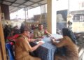 Tingkatkan Kerjasama ,Babinsa Komsos dengan Kepling di kantor Kelurahan Tanjung Gusta
