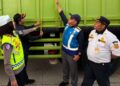 Polisi Bersama Masyarakat Induk PJR BSD Korlantas Polri Bersama Stakeholder Gelar Patroli, Dukung Zero ODOL 2027